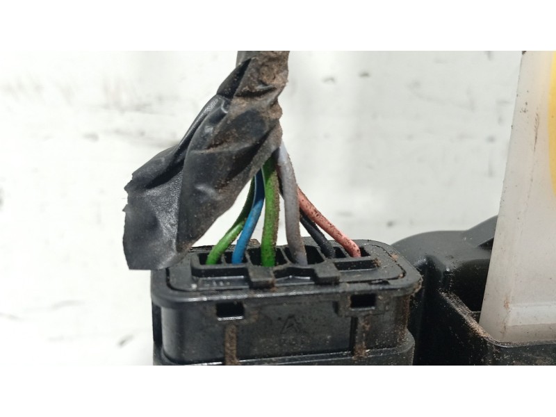 Recambio de cerradura puerta delantera izquierda para hyundai i30 (fd) 1.4 referencia OEM IAM 813102L020  
