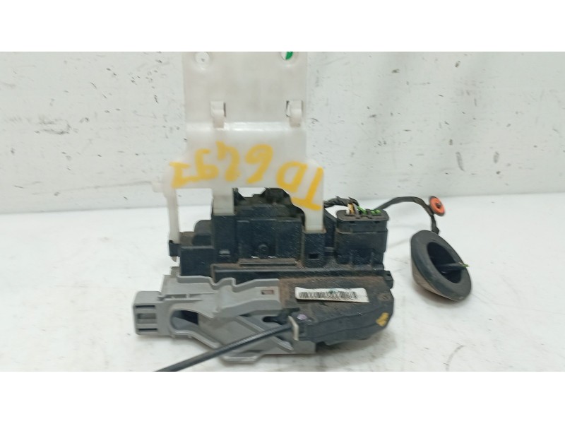 Recambio de cerradura puerta trasera derecha para hyundai i30 (fd) 1.4 referencia OEM IAM 814202L010  