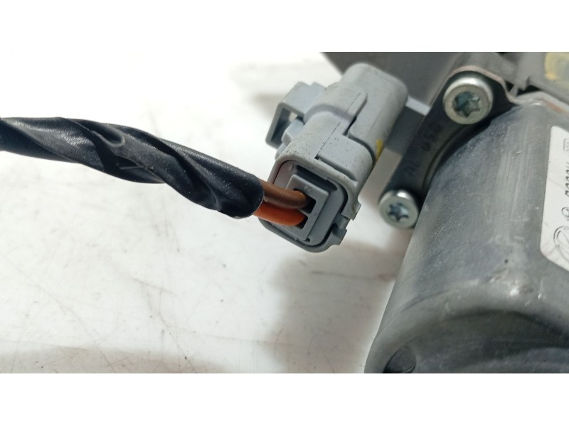 Recambio de motor elevalunas delantero izquierdo para hyundai i30 (fd) 1.4 referencia OEM IAM   