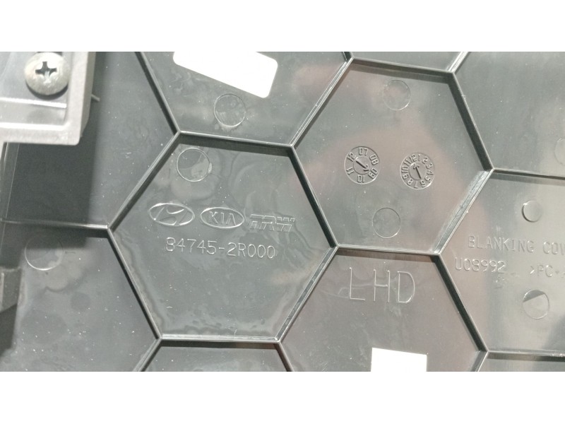 Recambio de moldura para hyundai i30 (fd) 1.4 referencia OEM IAM   