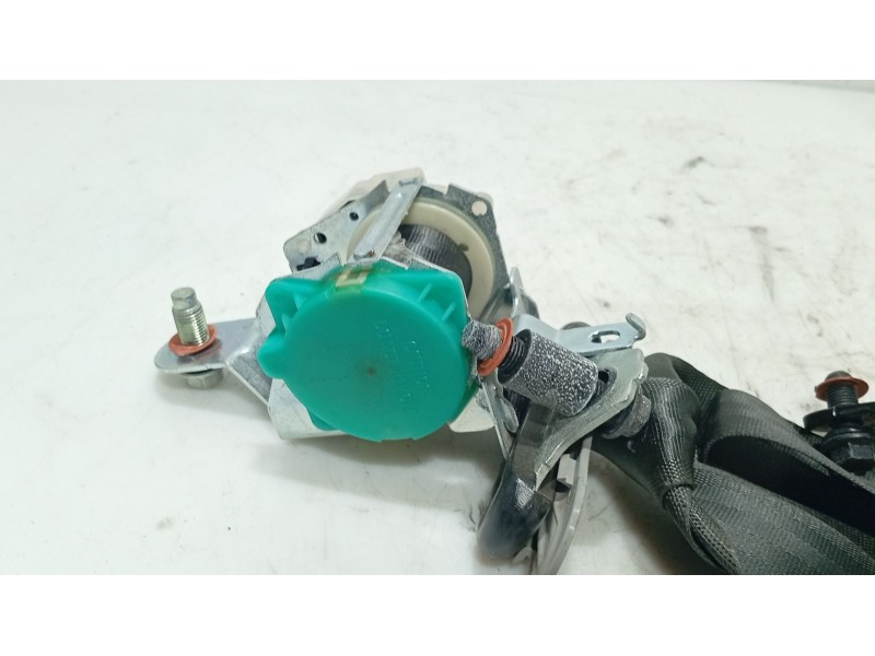 Recambio de cinturon seguridad trasero derecho para hyundai i30 (fd) 1.4 referencia OEM IAM 898202R000WK  