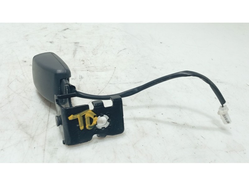Recambio de anclaje cinturon trasero derecho para hyundai i30 (fd) 1.4 referencia OEM IAM   