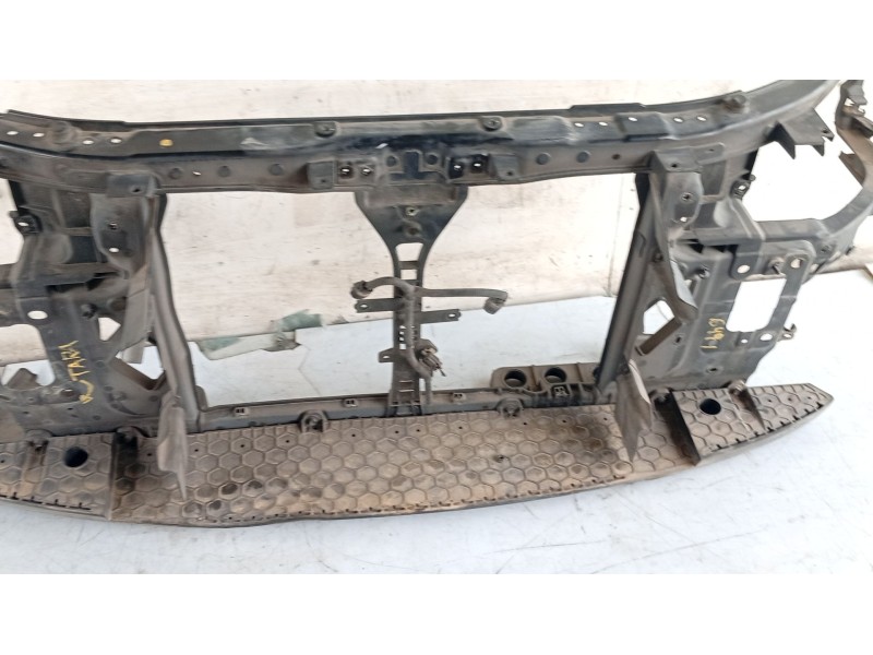 Recambio de panel frontal para hyundai i30 (fd) 1.4 referencia OEM IAM   
