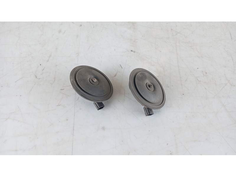 Recambio de claxon para hyundai i30 (fd) 1.4 referencia OEM IAM 966203K000 / 966103K001  