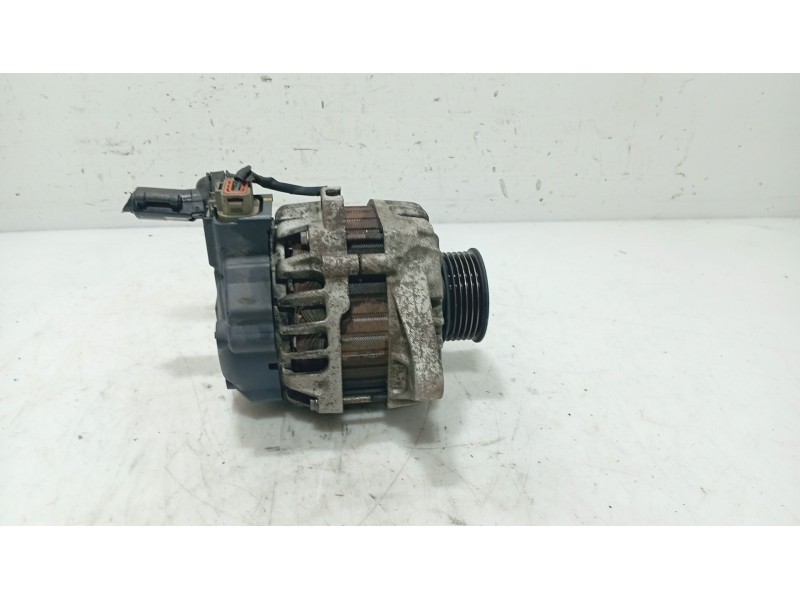 Recambio de alternador para hyundai i30 (fd) 1.4 referencia OEM IAM 373002B101  
