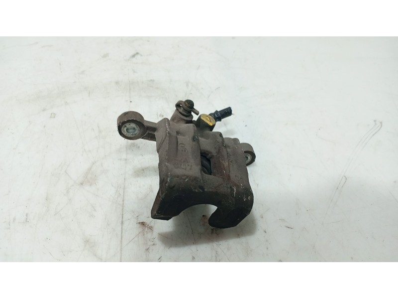 Recambio de pinza freno trasera izquierda para hyundai i30 (fd) 1.4 referencia OEM IAM 583101HA00 / 582101H300  