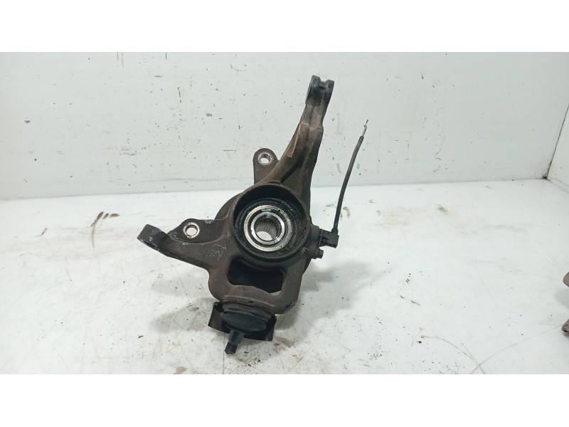 Recambio de mangueta delantera izquierda para hyundai i30 (fd) 1.4 referencia OEM IAM 517152H101  