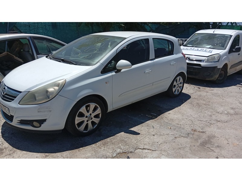 opel corsa d (s07) del año 2007