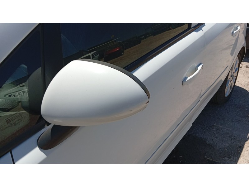 opel corsa d (s07) del año 2007