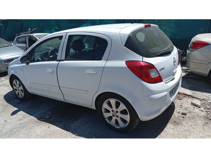 opel corsa d (s07) del año 2007