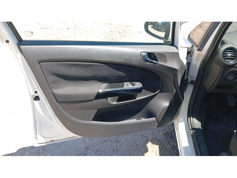 opel corsa d (s07) del año 2007