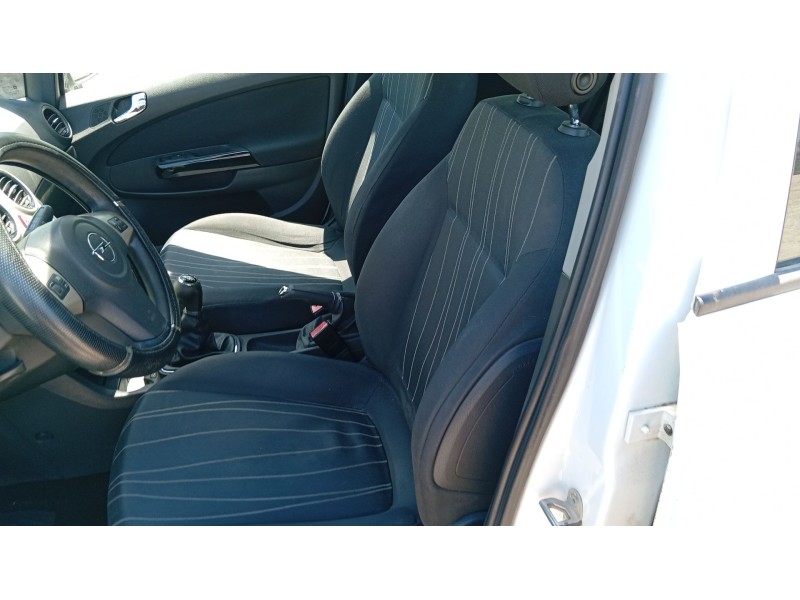 opel corsa d (s07) del año 2007