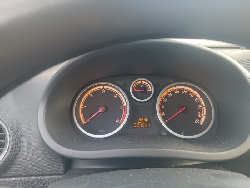 opel corsa d (s07) del año 2007