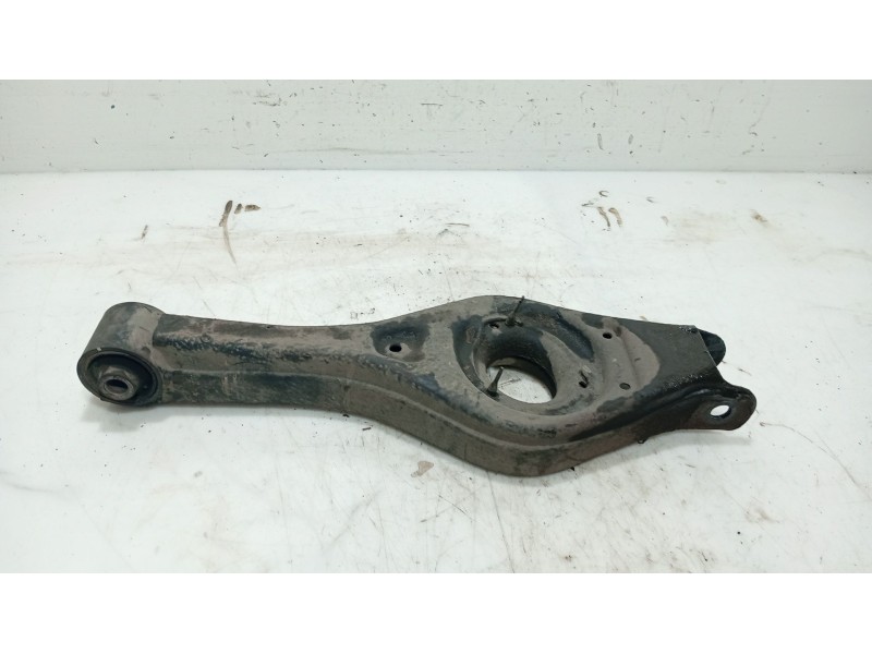 Recambio de brazo suspension trasero derecho para hyundai i30 (fd) 1.4 referencia OEM IAM   