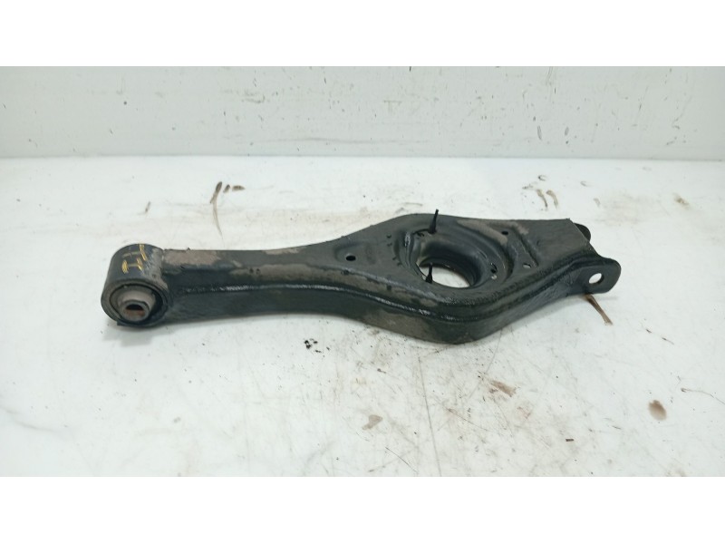 Recambio de brazo suspension trasero izquierdo para hyundai i30 (fd) 1.4 referencia OEM IAM   