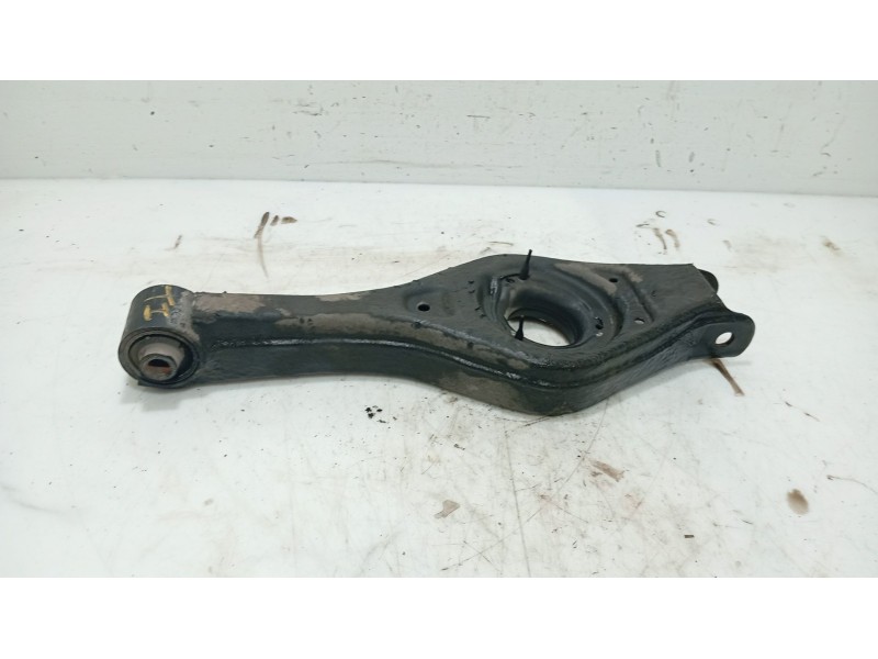 Recambio de brazo suspension trasero izquierdo para hyundai i30 (fd) 1.4 referencia OEM IAM   