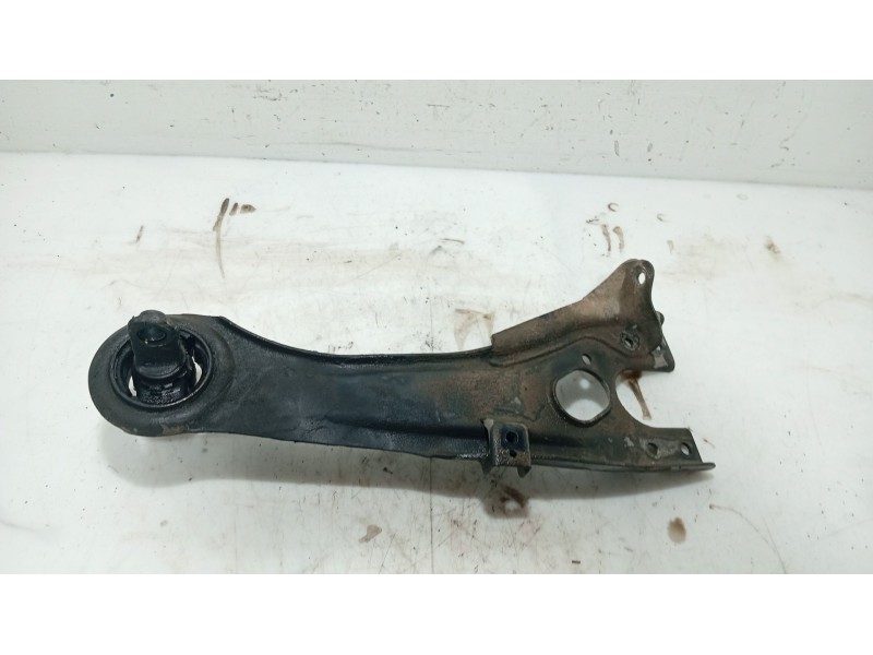 Recambio de brazo suspension trasero derecho para hyundai i30 (fd) 1.4 referencia OEM IAM   