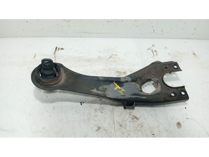 Recambio de brazo suspension trasero izquierdo para hyundai i30 (fd) 1.4 referencia OEM IAM   