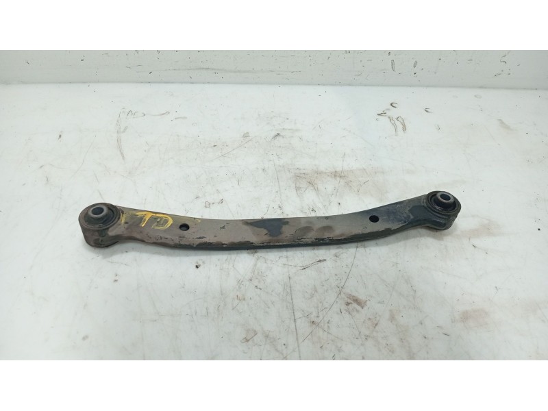 Recambio de brazo suspension trasero derecho para hyundai i30 (fd) 1.4 referencia OEM IAM   