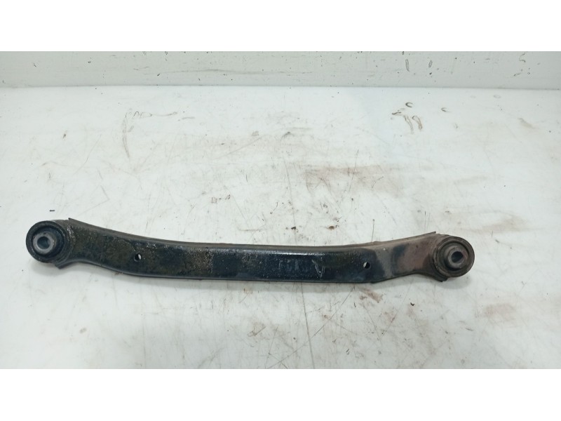 Recambio de brazo suspension trasero derecho para hyundai i30 (fd) 1.4 referencia OEM IAM   