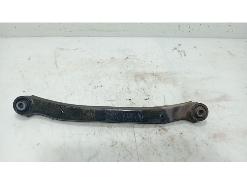 Recambio de brazo suspension trasero derecho para hyundai i30 (fd) 1.4 referencia OEM IAM   