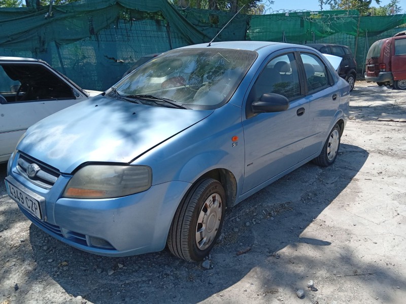 daewoo kalos sedán (klas) del año 2004