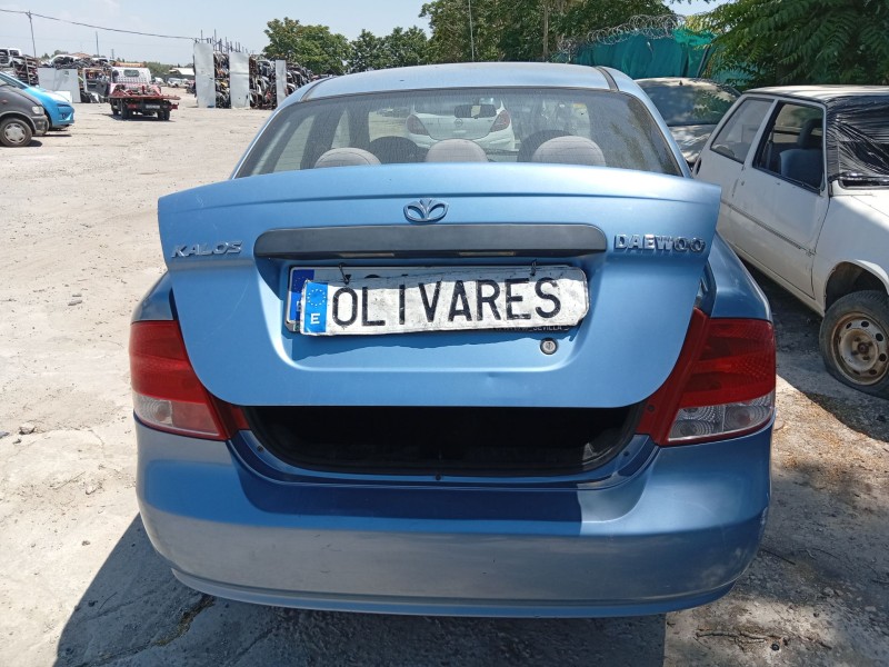 daewoo kalos sedán (klas) del año 2004