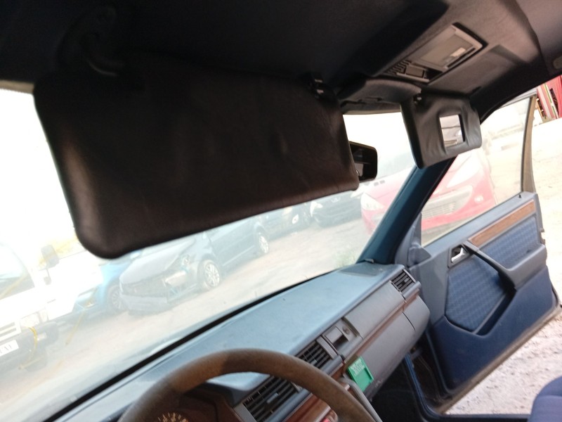 mercedes-benz 124 sedán (w124) del año 1991