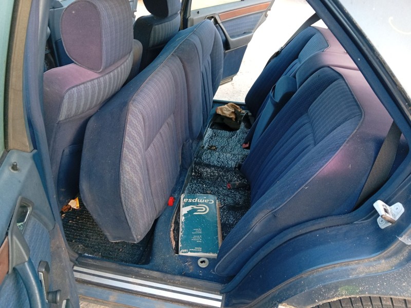 mercedes-benz 124 sedán (w124) del año 1991