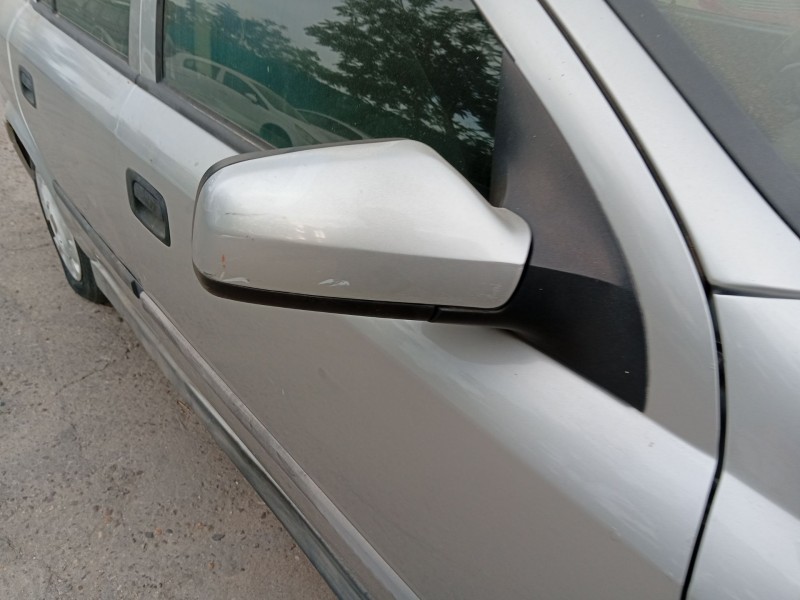 opel astra g sedán (t98) del año 2002