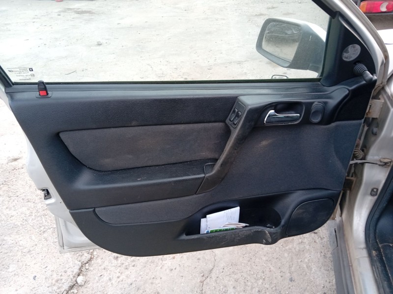 opel astra g sedán (t98) del año 2002