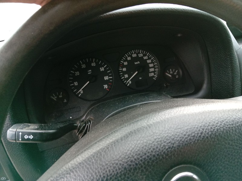 opel astra g sedán (t98) del año 2002