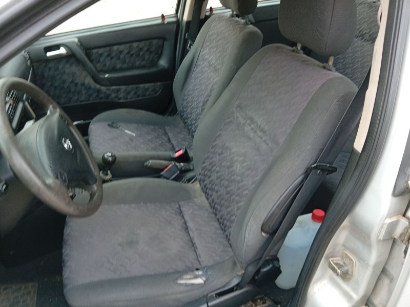 opel astra g sedán (t98) del año 2002