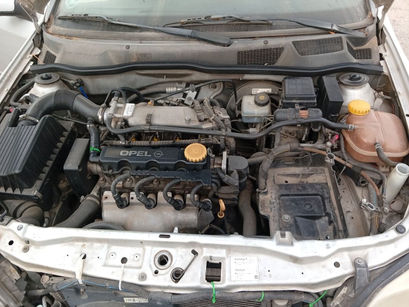 opel astra g sedán (t98) del año 2002