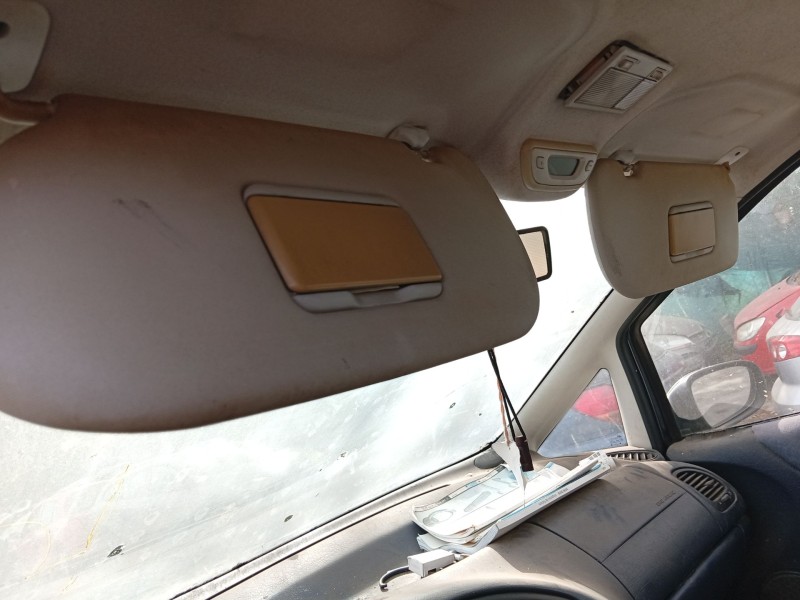 ford galaxy i (wgr) del año 2004