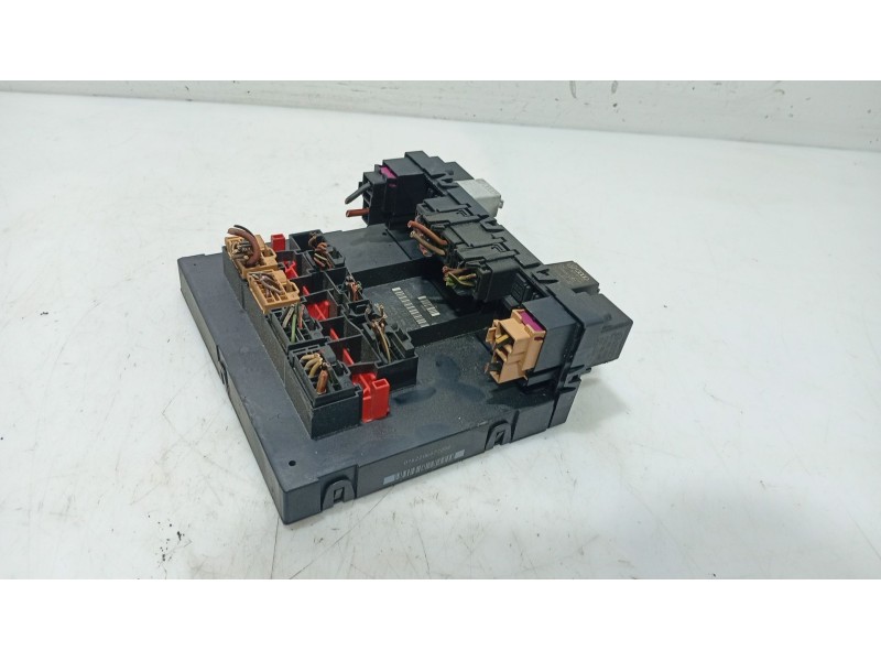 Recambio de caja reles / fusibles para seat leon (1p1) 1.9 tdi referencia OEM IAM 1K0937125A  
