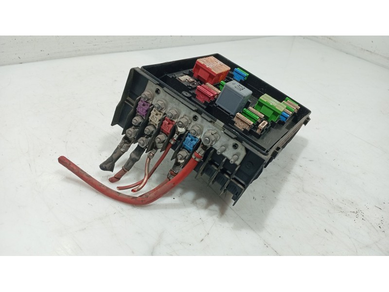 Recambio de caja reles / fusibles para seat leon (1p1) 1.9 tdi referencia OEM IAM   