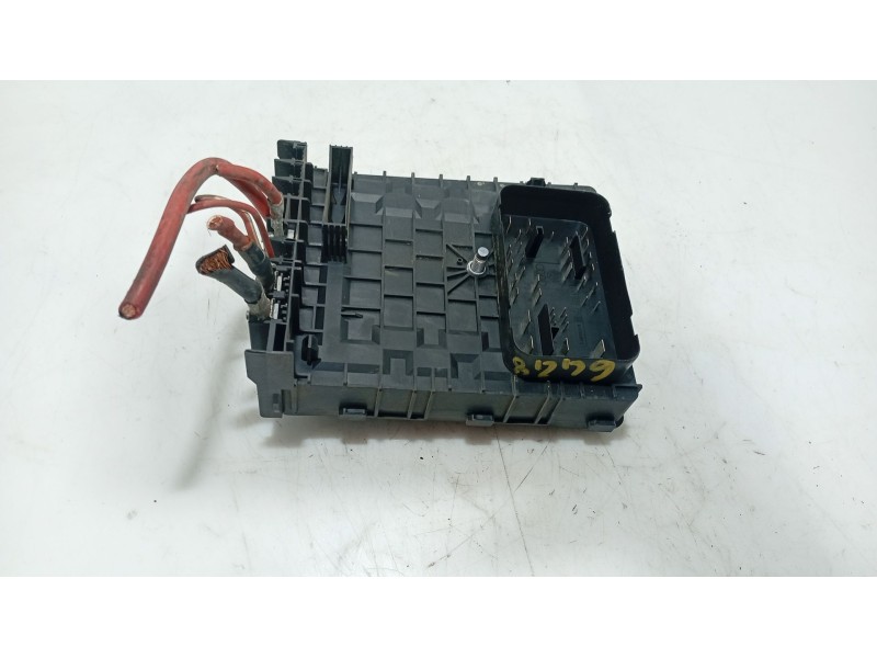 Recambio de caja reles / fusibles para seat leon (1p1) 1.9 tdi referencia OEM IAM   