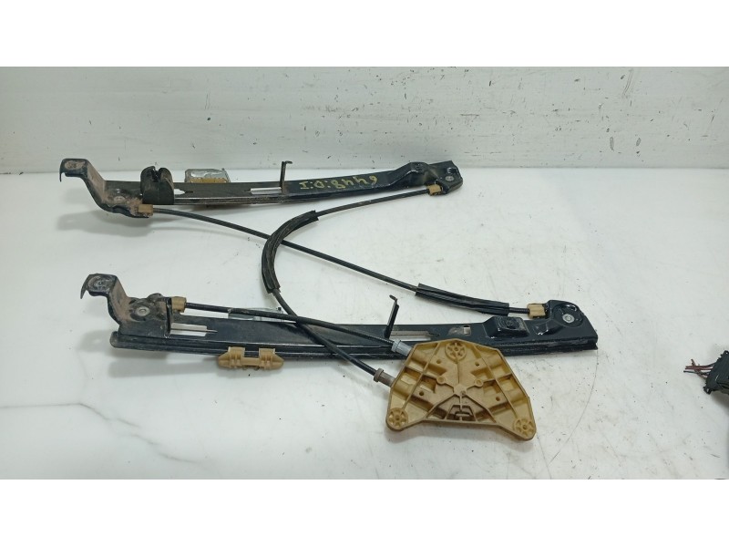 Recambio de elevalunas delantero izquierdo para seat leon (1p1) 1.9 tdi referencia OEM IAM   
