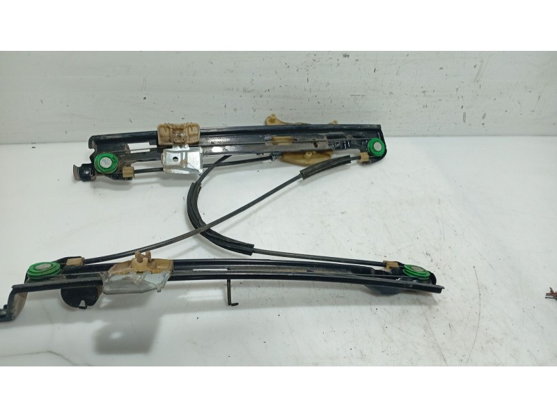 Recambio de elevalunas delantero izquierdo para seat leon (1p1) 1.9 tdi referencia OEM IAM   