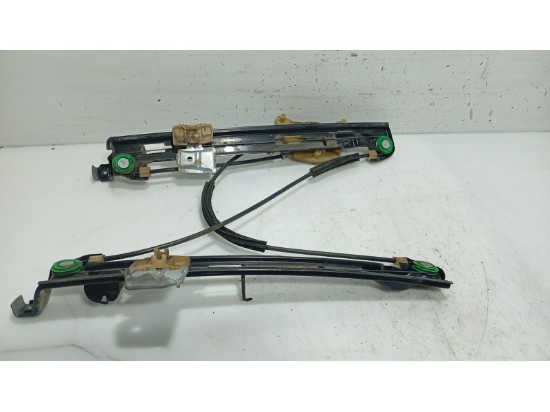 Recambio de elevalunas delantero izquierdo para seat leon (1p1) 1.9 tdi referencia OEM IAM   