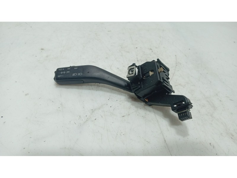 Recambio de mando intermitentes para seat leon (1p1) 1.9 tdi referencia OEM IAM   