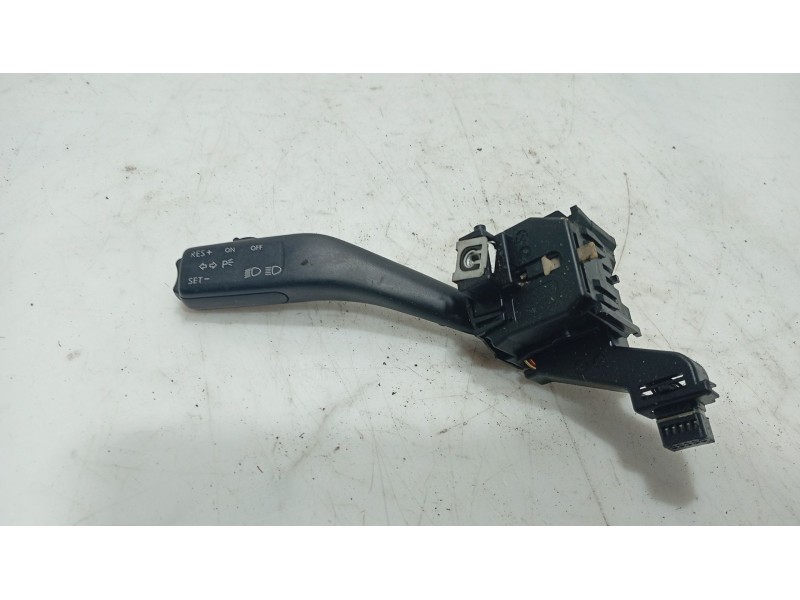 Recambio de mando intermitentes para seat leon (1p1) 1.9 tdi referencia OEM IAM   