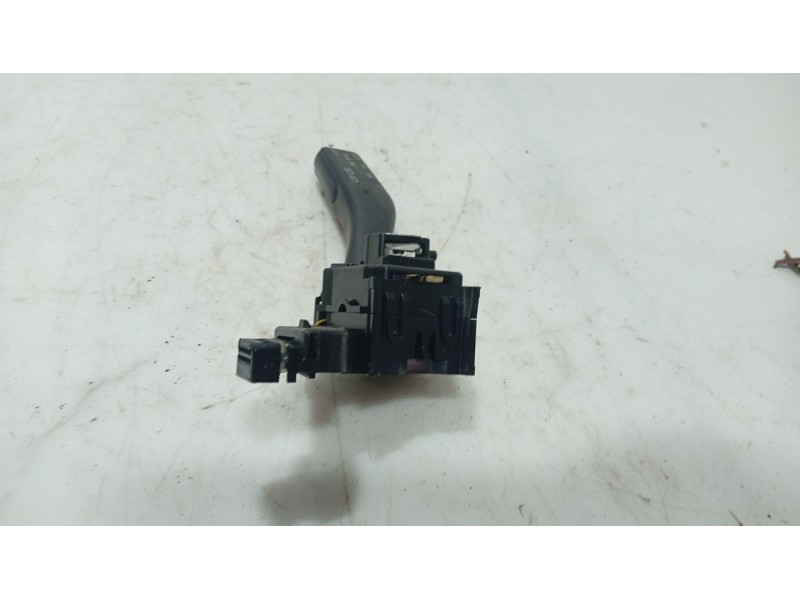 Recambio de mando intermitentes para seat leon (1p1) 1.9 tdi referencia OEM IAM   