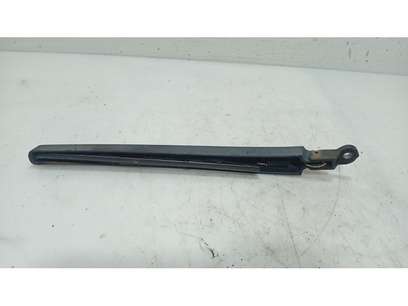 Recambio de brazo limpia trasero para seat leon (1p1) 1.9 tdi referencia OEM IAM 5P5955707A  