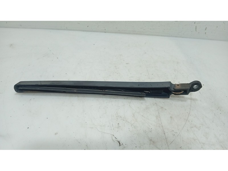 Recambio de brazo limpia trasero para seat leon (1p1) 1.9 tdi referencia OEM IAM 5P5955707A  