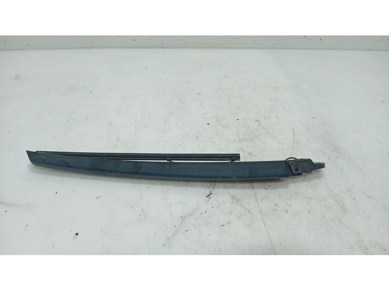 Recambio de brazo limpia trasero para seat leon (1p1) 1.9 tdi referencia OEM IAM 5P5955707A  