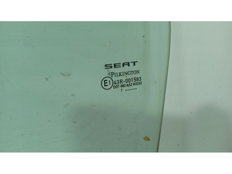 Recambio de luna trasera izquierda para seat leon (1p1) 1.9 tdi referencia OEM IAM 1P0845205B  
