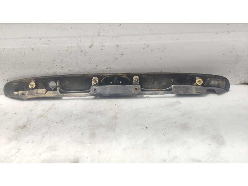 Recambio de moldura para hyundai accent (lc) 1.3 cat referencia OEM IAM 8737025200  
