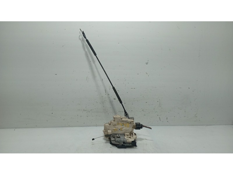 Recambio de cerradura puerta delantera derecha para seat leon (1p1) 1.9 tdi referencia OEM IAM 1P1837016  